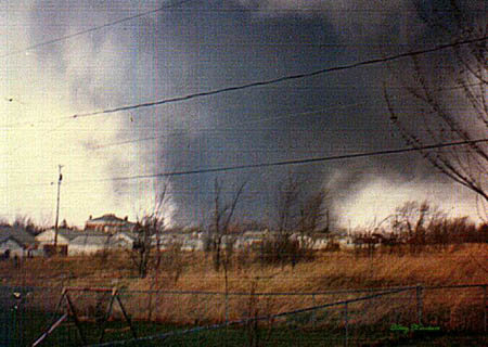 F5 Xenia Tornado Funnel - 04/03/1974